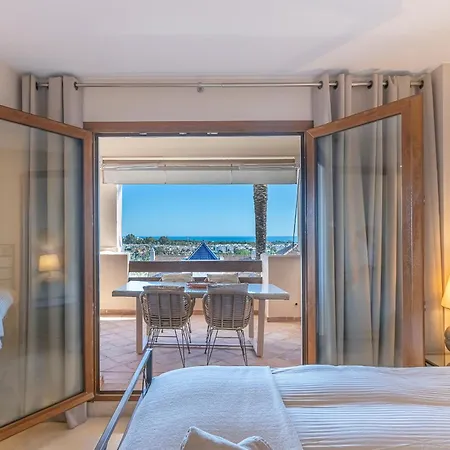 Sea View El Paraiso 公寓 *