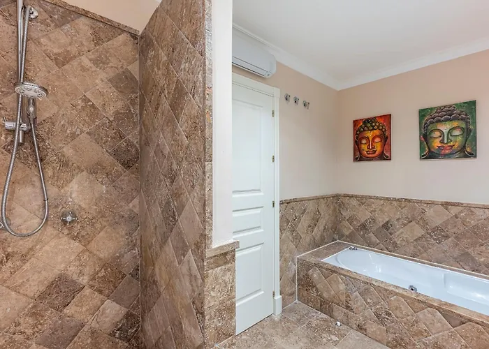 Sea View El Paraiso *